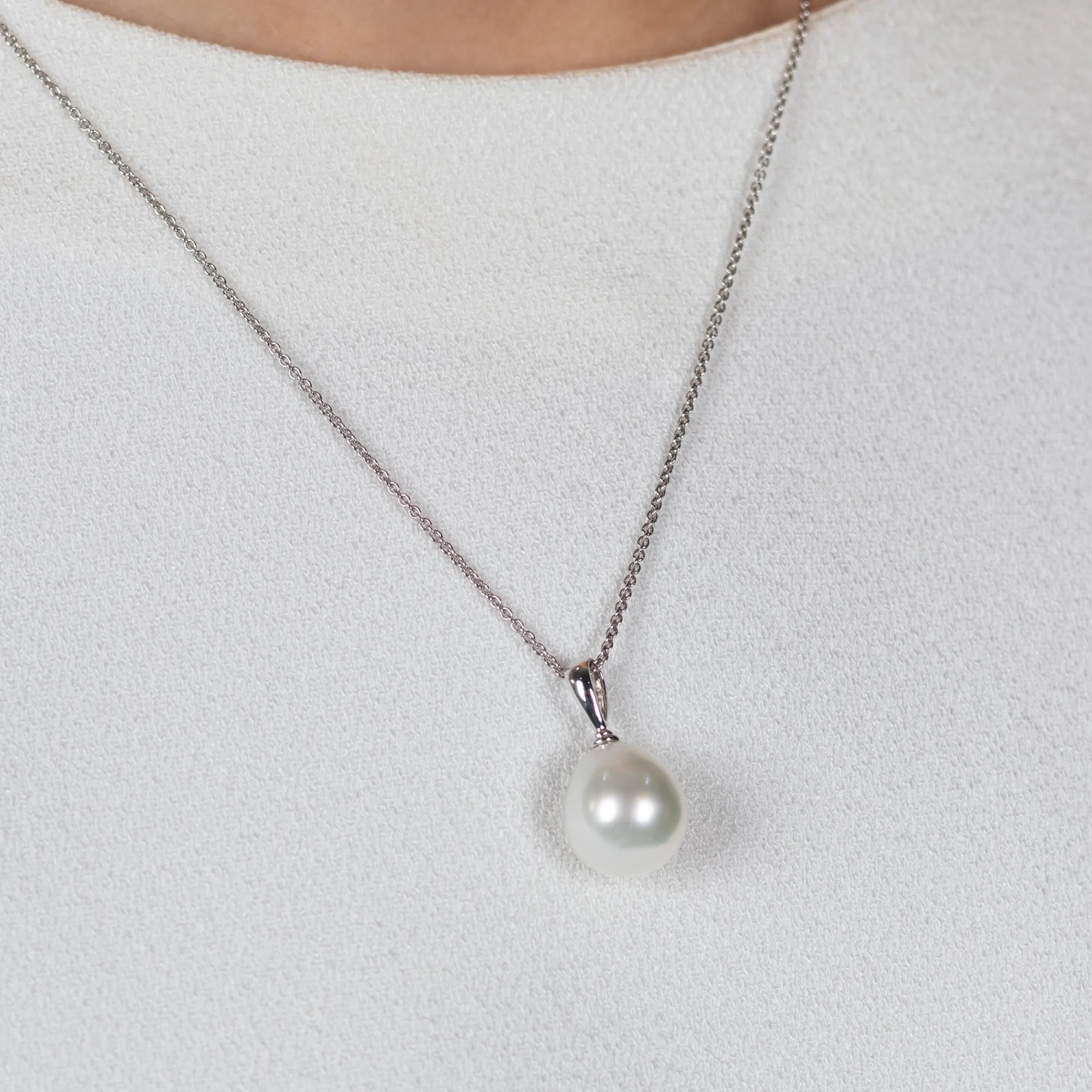 18K White Gold Australian South Sea 13-14 mm Cultured Pearl Pendant