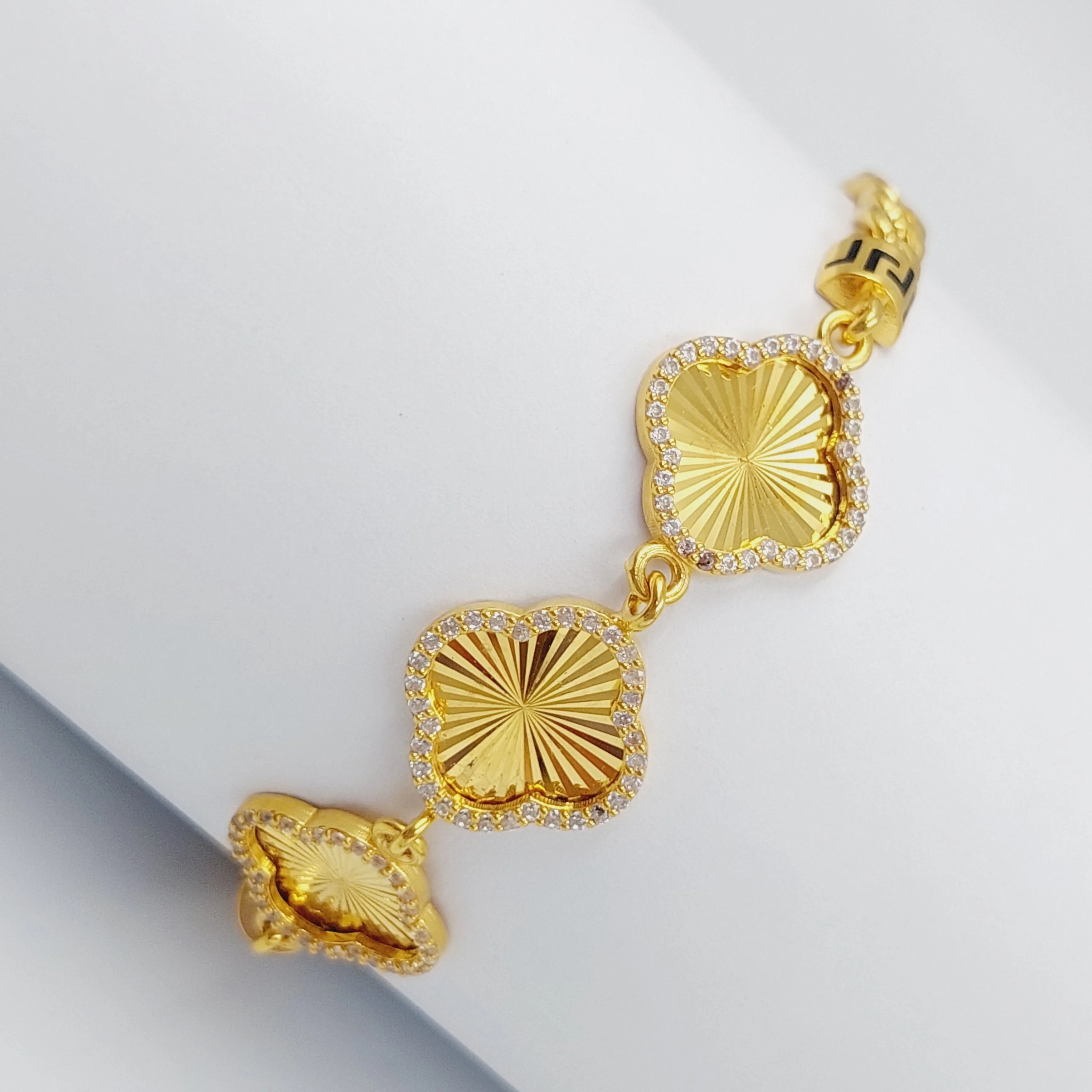 21K Clover Bracelet