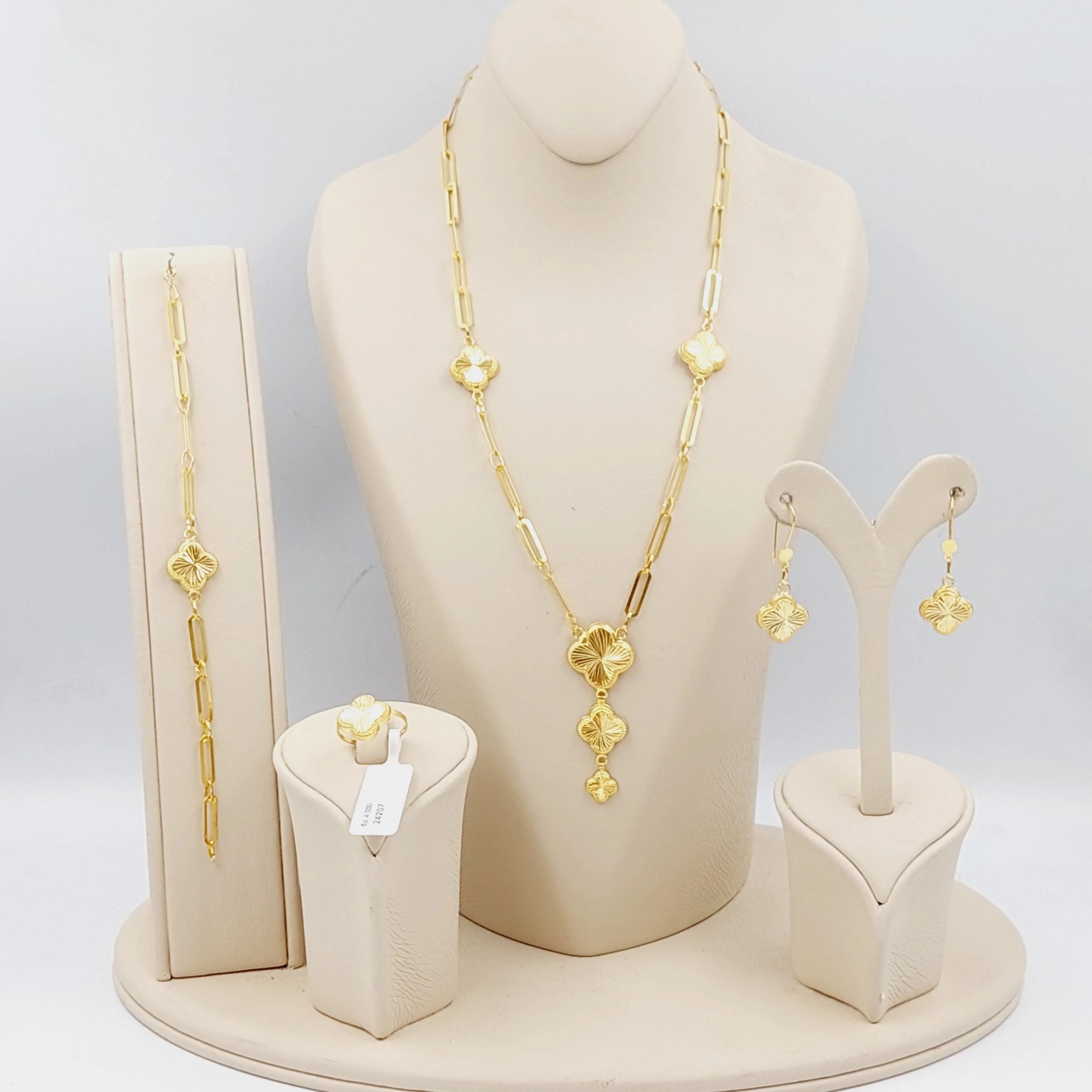 21K Clover set