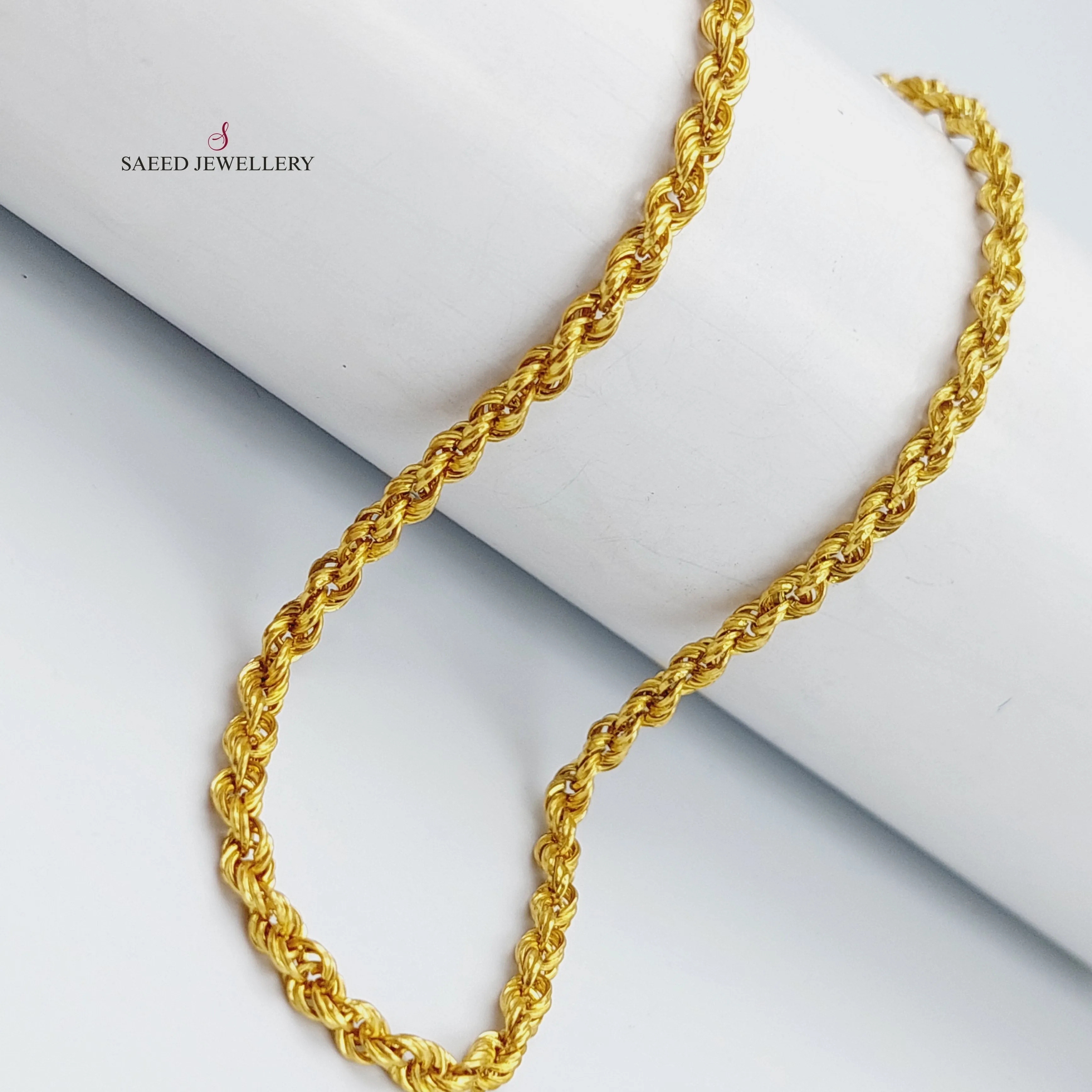 70cm Medium ThicknessT wisted Chain