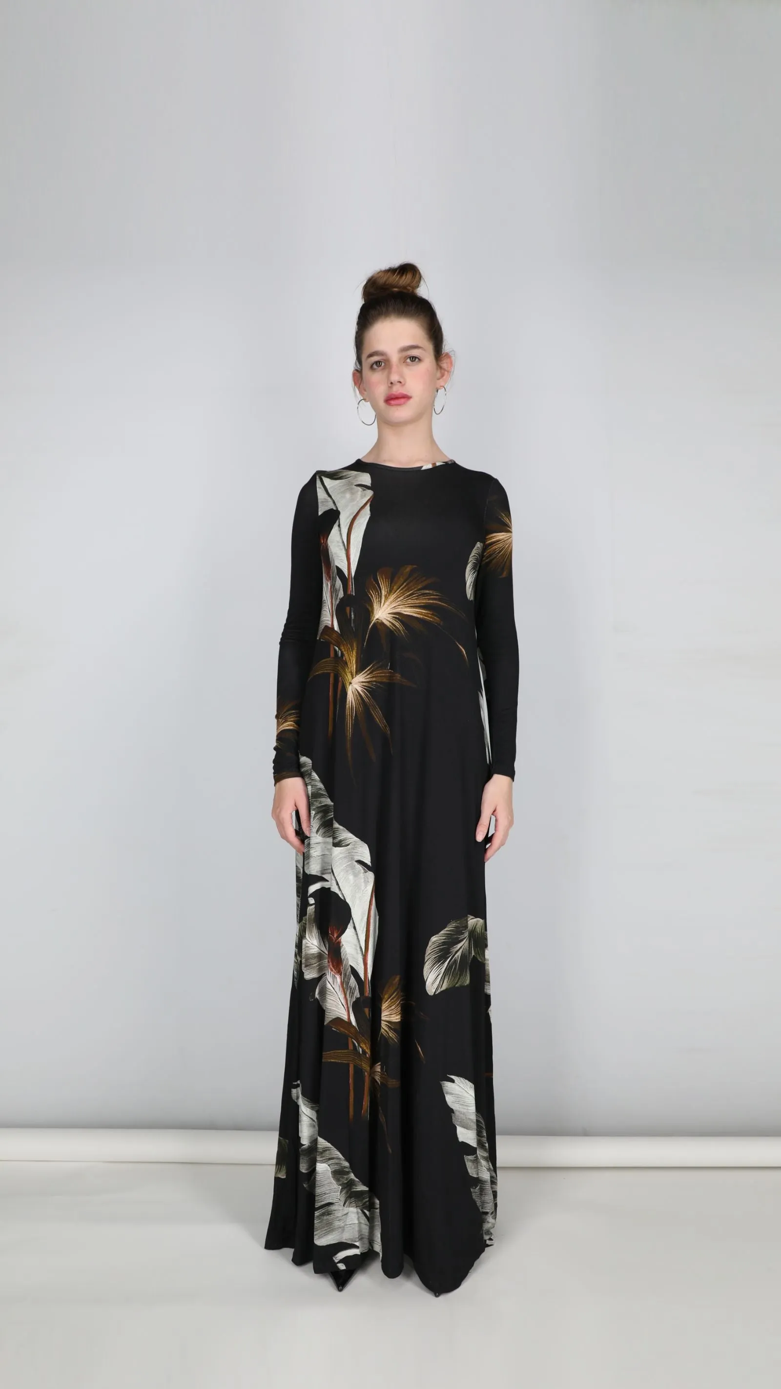 A-line Maxi Dress / Black Flowers