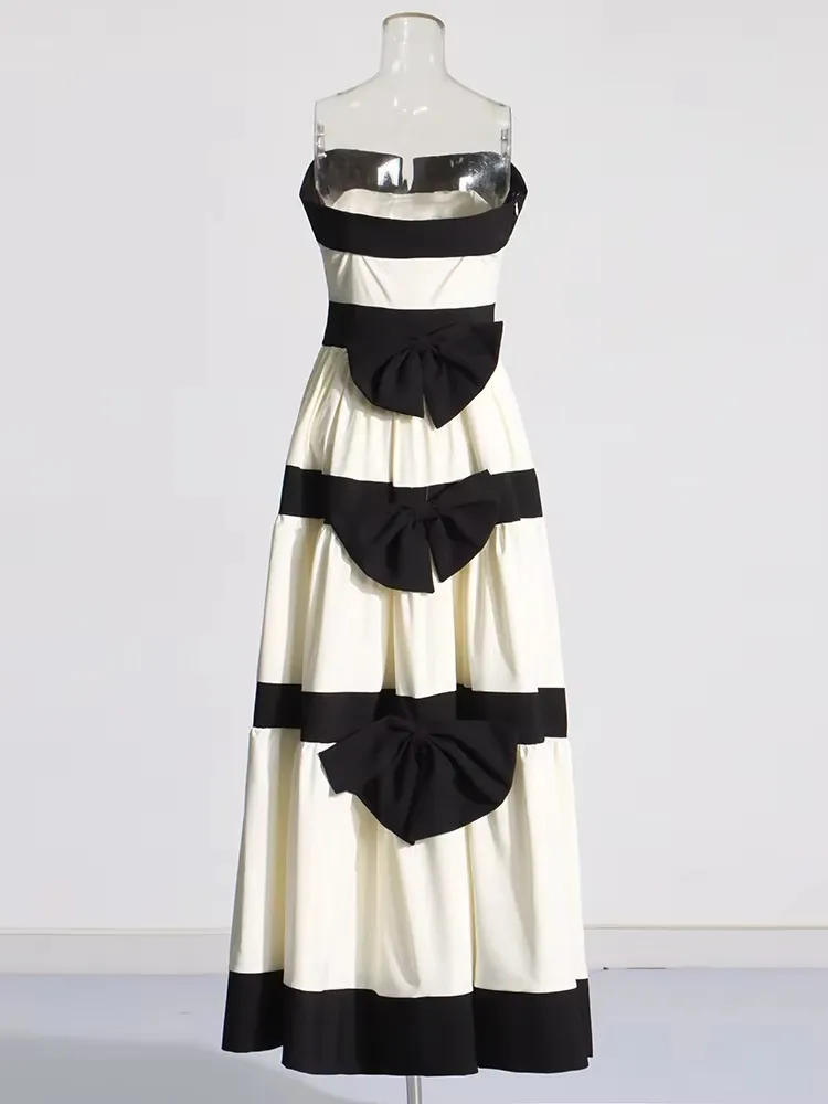 Alia Holiday Maxi Dress