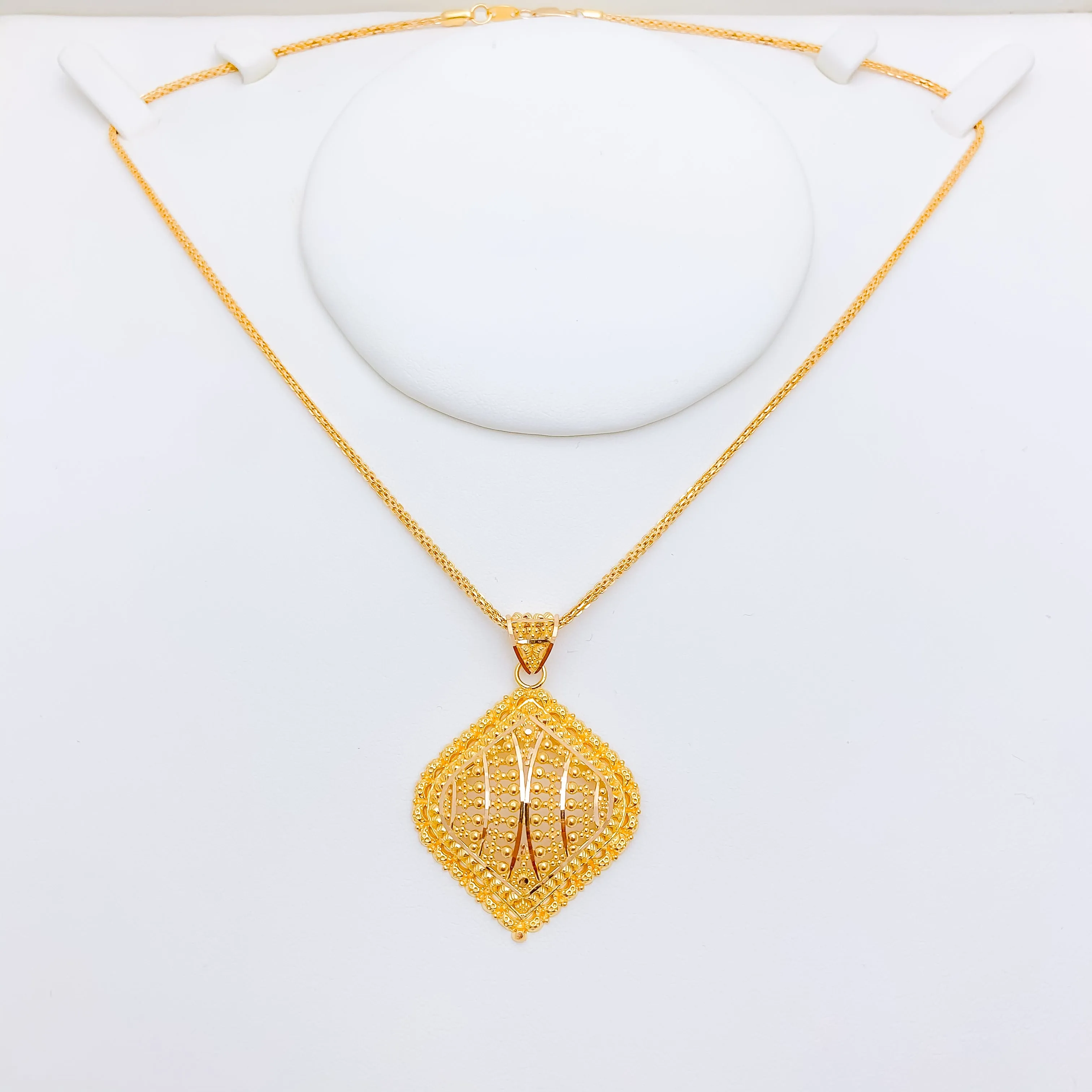 Attractive Filigree Drop Pendant
