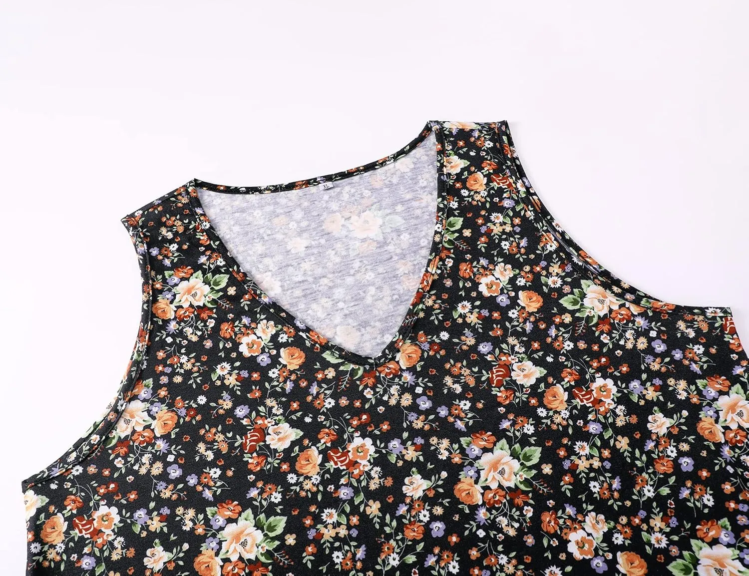 Ivicoer Women's Summer Beach Dresses V-Neck Floral Printed Tank Swing Dress Plus Size with Pocket(L-5XL)