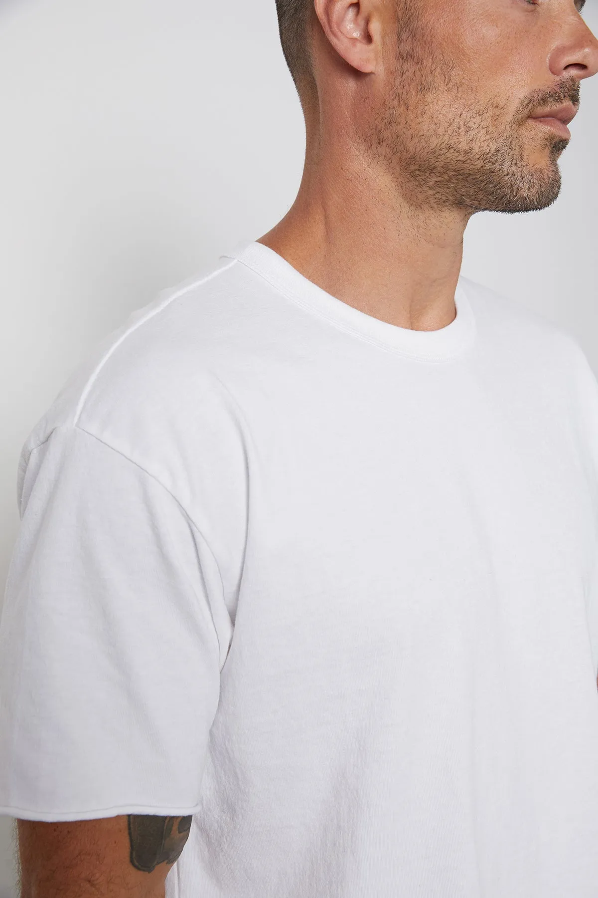 JEFF CREW NECK TEE