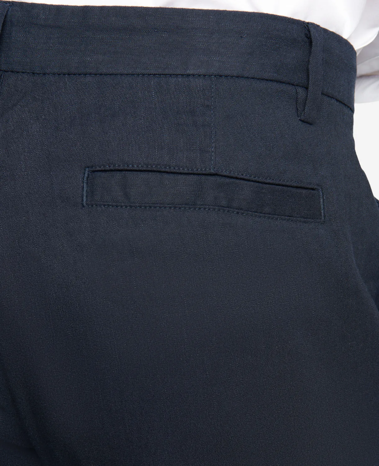 Performance Pleated Linen Short