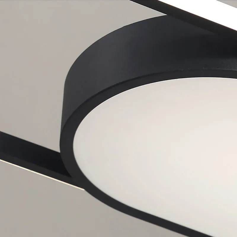 Sleek Oval Acrylic Chandelier with LED Pendant Light in Black/White â€“ Warm/White/Natural Light Options